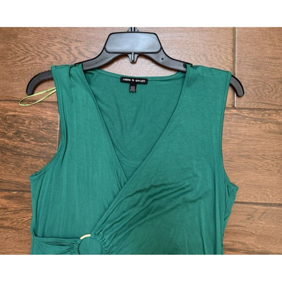 Cable & Gauge Green Wrap Midi Dress - Picture 2 of 9